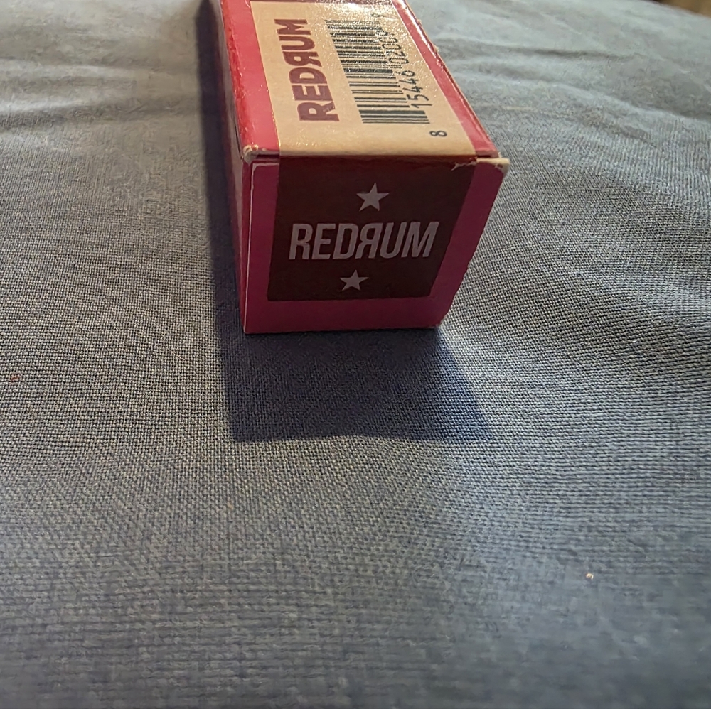 Jeffree Star Velout Liquid Lipstick. RedRum